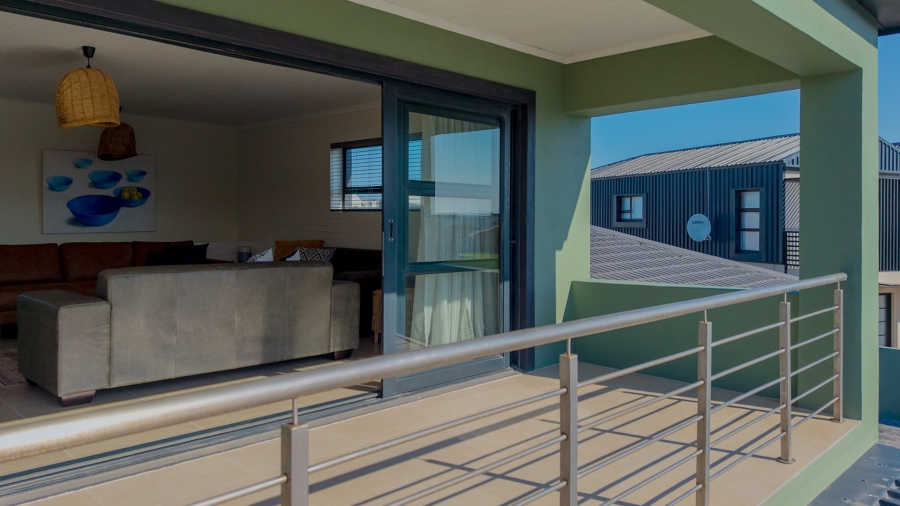 4 Bedroom Property for Sale in Struisbaai Western Cape